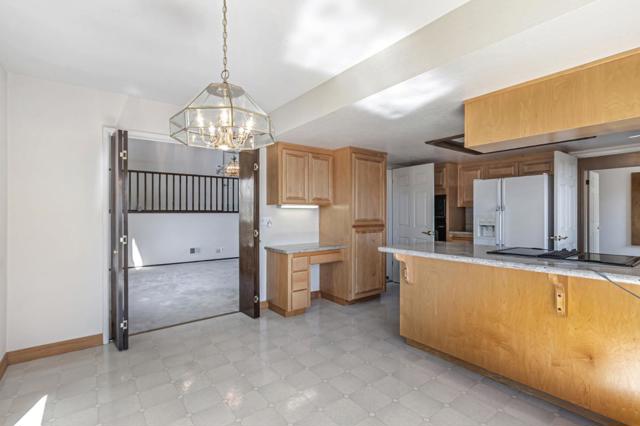 1440 Kring Way, Los Altos CA: https://media.crmls.org/mediaz/7bcf841d-3eaf-4e86-8d7a-f5dc05b8f2bb.jpg