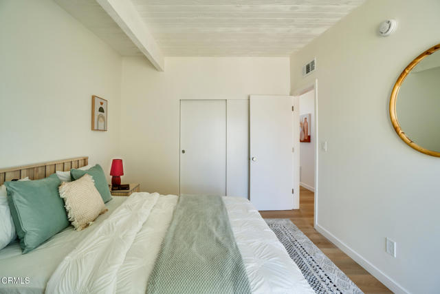 2839 N Davis Way, Palm Springs CA: https://media.crmls.org/mediaz/7bd03411-722d-4b73-a2da-0a37d1010507.jpg