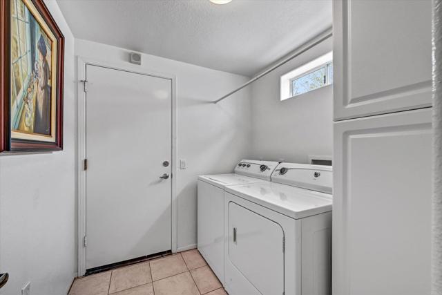 4981 Lamia Way, Oceanside CA: https://media.crmls.org/mediaz/7bd04c49-3bc1-45e6-b3be-9cfc1d9a8844.jpg