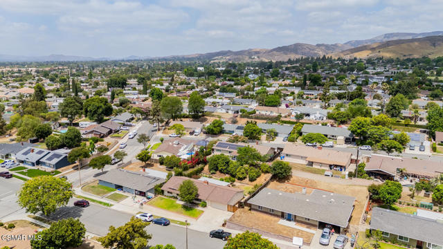 3317 Dalhart Avenue, Simi Valley CA: https://media.crmls.org/mediaz/7bd0f81b-6cb6-4601-990a-459368889442.jpg
