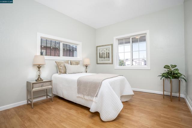 1518 Dunn Ave, Richmond CA: https://media.crmls.org/mediaz/7bd12dec-7936-417f-bbb7-78ac0304fefc.jpg