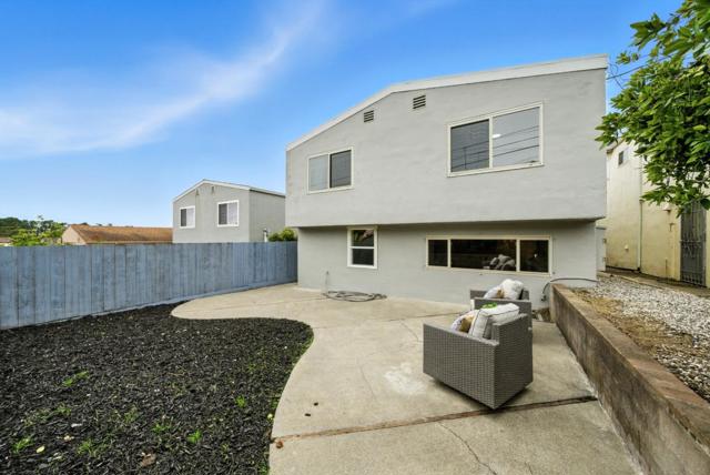 362 Lakeshire Drive, Daly City CA: https://media.crmls.org/mediaz/7bd1e57a-adad-4bc6-84ad-0d74c2ff261e.jpg
