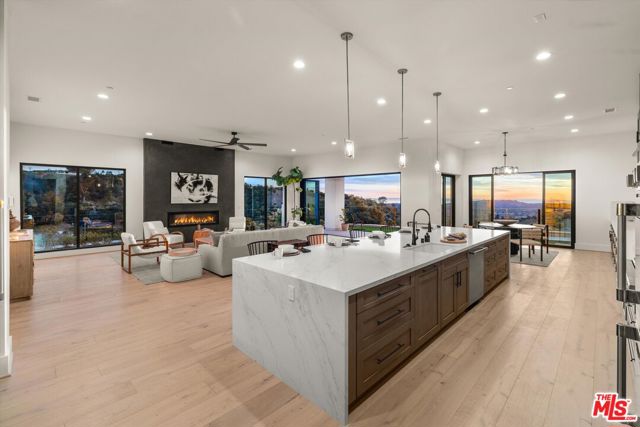2082 Las Canoas Road, Santa Barbara CA: https://media.crmls.org/mediaz/7bd2c32a-29a3-47e9-857d-cc595fe33011.jpg
