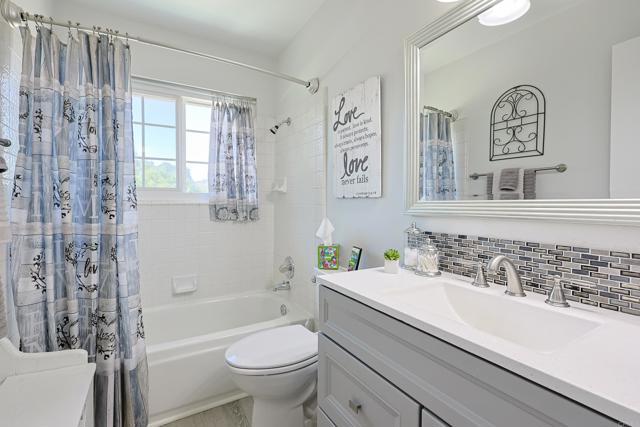 740 S Grade Road, Alpine CA: https://media.crmls.org/mediaz/7bd308ad-56d8-42b5-b011-7bfc0ea6ddbf.jpg