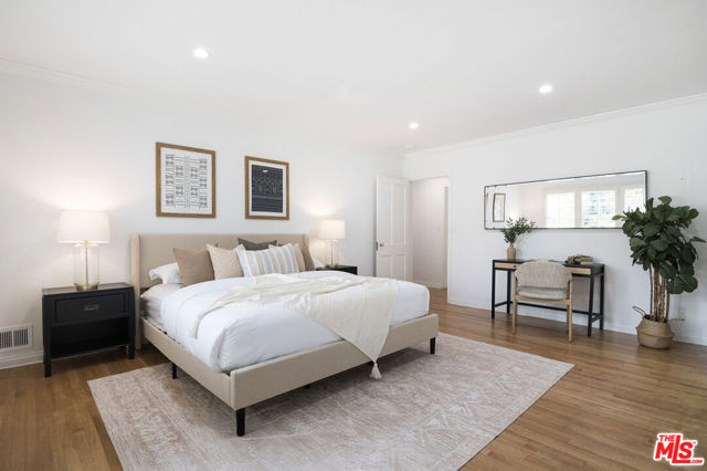 Drew Fenton | 157 N Woodburn Drive Los Angeles CA | MLS: 7226976