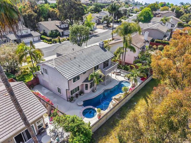 Detail Gallery Image 4 of 44 For 3442 Celinda Dr, Carlsbad,  CA 92008 - 5 Beds | 2/1 Baths