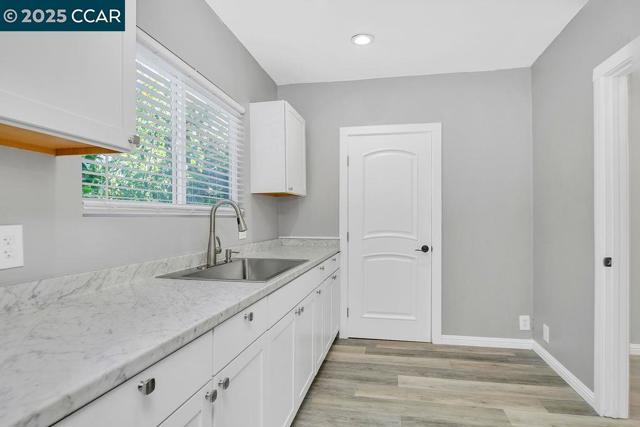 2280 Concord Ave, Brentwood CA: https://media.crmls.org/mediaz/7bd3ecba-6dab-4278-b3fa-4e217b6884cf.jpg