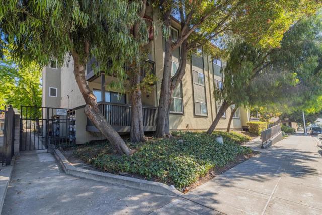 1315 A Street, Hayward CA: https://media.crmls.org/mediaz/7bd40d0d-333c-4b38-b797-54d2baf2b9ca.jpg