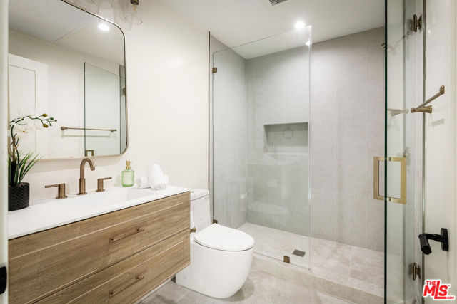 1203 N Vista Street, West Hollywood CA: https://media.crmls.org/mediaz/7bd48574-edb8-4003-8ed3-522326f5031e.jpg