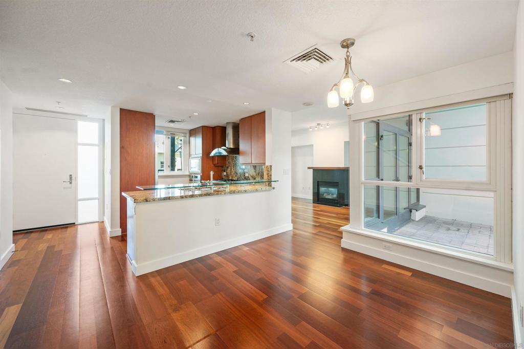 MLS #250029737SD img 1