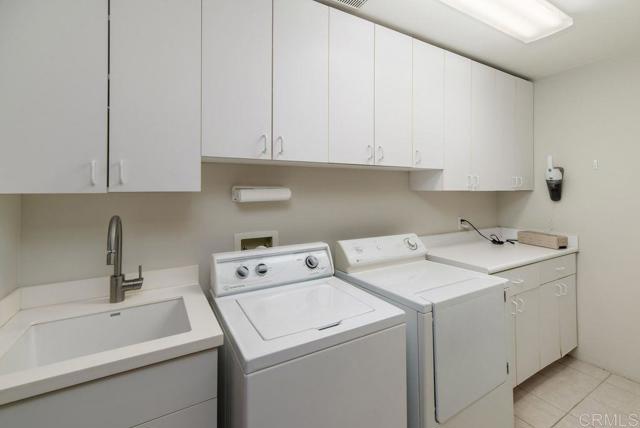 1470 Rubenstein Ave, Cardiff by the Sea CA: https://media.crmls.org/mediaz/7bd4a4a9-8f6b-43cd-a85a-2e4dc083a5de.jpg