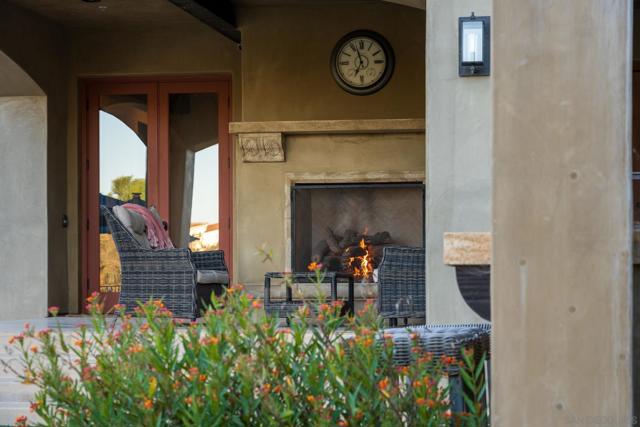 8053 High Time Ridge, San Diego CA: https://media.crmls.org/mediaz/7bd50f68-eaae-4ef0-9ad4-70b8c01421d4.jpg