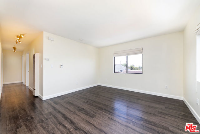 441 N Ditman Avenue, Los Angeles CA: https://media.crmls.org/mediaz/7bd56745-500c-4641-9672-3616028a4ca6.jpg