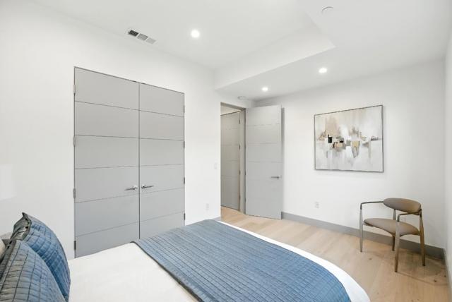 1127 Hillslope Place, Los Altos CA: https://media.crmls.org/mediaz/7bd5977f-1607-43a8-aecf-f2646bf9472e.jpg