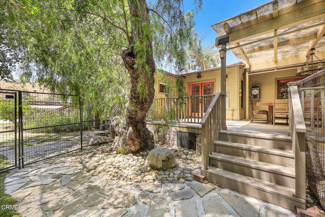 307 San Pascual Avenue, South Pasadena CA: https://media.crmls.org/mediaz/7bd6e54a-7c8a-4991-bf6e-9936fb6e6bcf.jpg