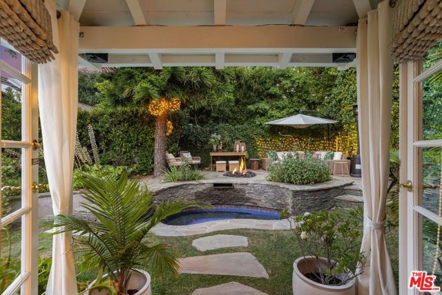 Drew Fenton | 585 Lorna Lane Los Angeles CA | MLS: 7287808