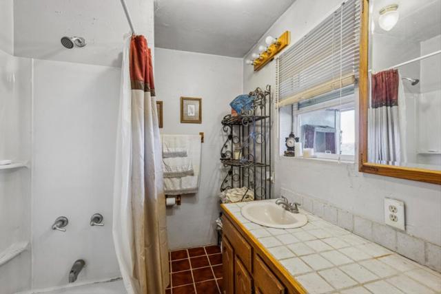 6787 Croy Road, Morgan Hill CA: https://media.crmls.org/mediaz/7bd7d769-7d20-4985-adfa-01a793ab146a.jpg