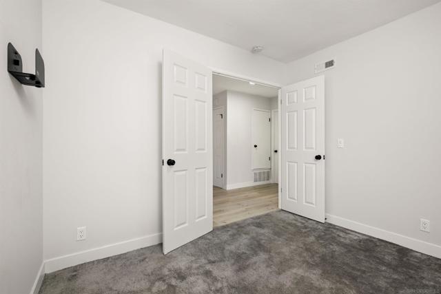 11184 Calle Dario, San Diego CA: https://media.crmls.org/mediaz/7bd88fc3-0781-48ef-87c4-996efcc54e65.jpg