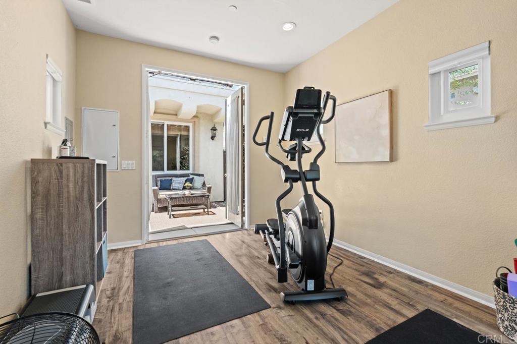 16381 Alipaz Court - photo 10