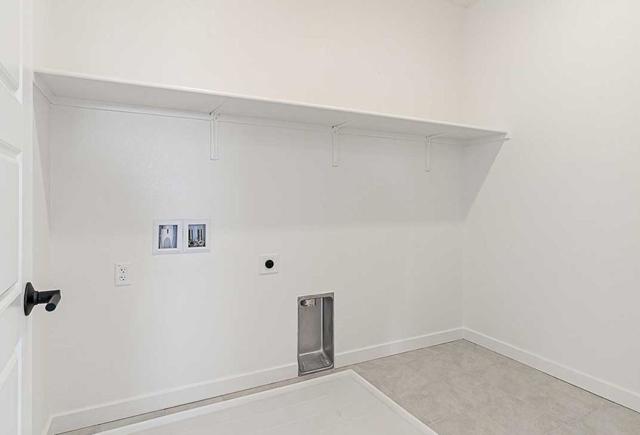 16041 Testarossa Street, Lathrop CA: https://media.crmls.org/mediaz/7bd90113-5825-4135-a273-d7e76a0f76e2.jpg