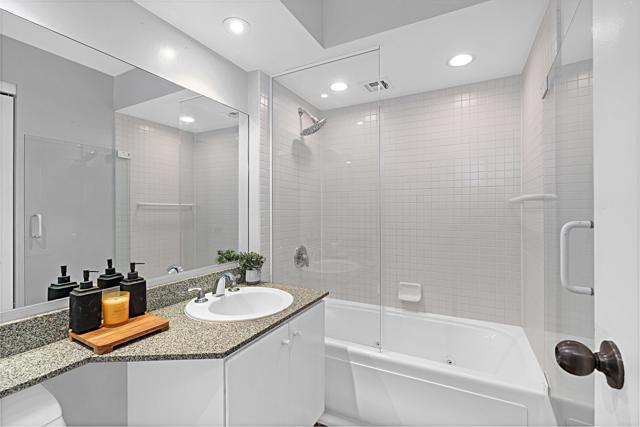 Detail Gallery Image 31 of 47 For 500 W Harbor Dr #716,  San Diego,  CA 92101 - 1 Beds | 1 Baths