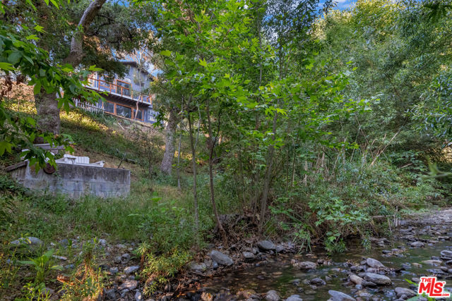 17832 Little Tujunga Canyon Road, Santa Clarita CA: https://media.crmls.org/mediaz/7bd98be8-87a3-4d31-aa4c-66d2c4d3c3d8.jpg