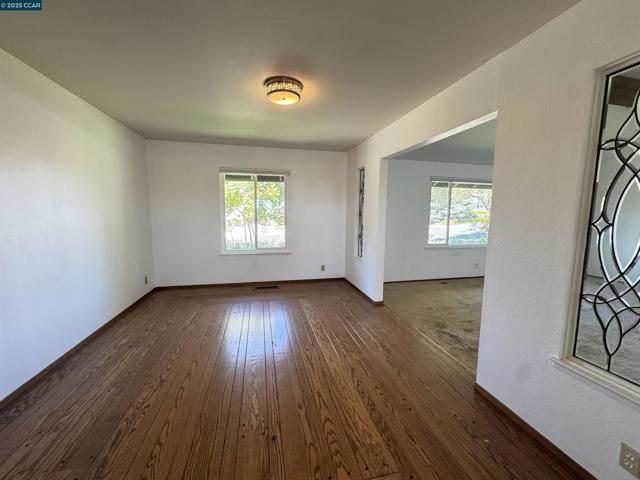 269 Birchwood Dr, Moraga CA: https://media.crmls.org/mediaz/7bd9d8c6-dc22-4839-acf2-1b914b4ef4b7.jpg