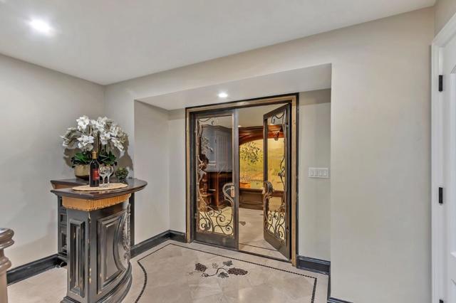 15681 Kennedy Road, Los Gatos CA: https://media.crmls.org/mediaz/7bdaa53b-0550-4a61-9ed6-7095bfc4bbc8.jpg