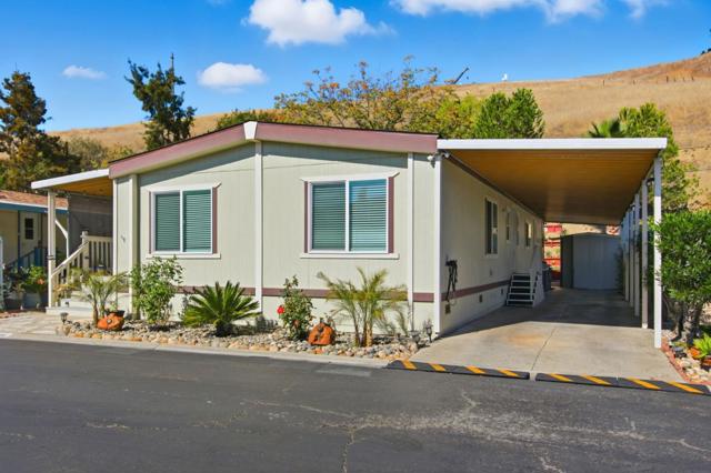 260 Chateau La Salle, San Jose CA: https://media.crmls.org/mediaz/7bdab246-6ef6-4458-a320-dfe3baa89792.jpg