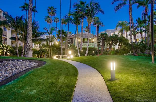 999 N Pacific St, Oceanside CA: https://media.crmls.org/mediaz/7bdab6bd-1123-4179-bb0f-7330ad903437.jpg
