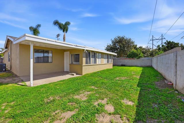 Detail Gallery Image 24 of 29 For 155 Fireside St, Oceanside,  CA 92058 - 3 Beds | 1 Baths