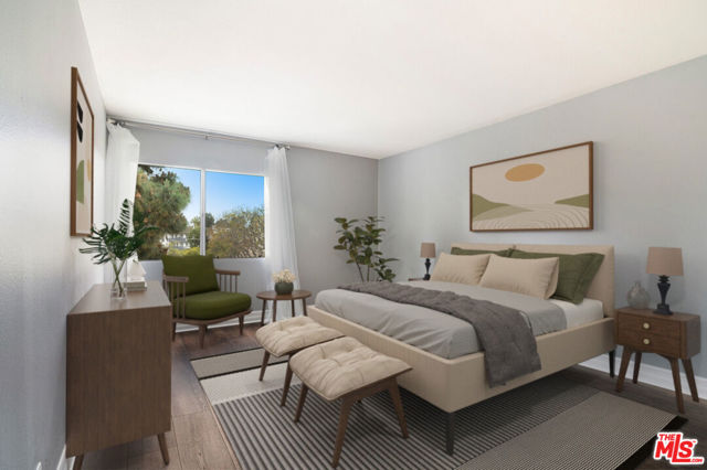 6000 Canterbury Drive, Culver City CA: https://media.crmls.org/mediaz/7bdb6f6e-4b57-4c08-be25-c644c07cc501.jpg