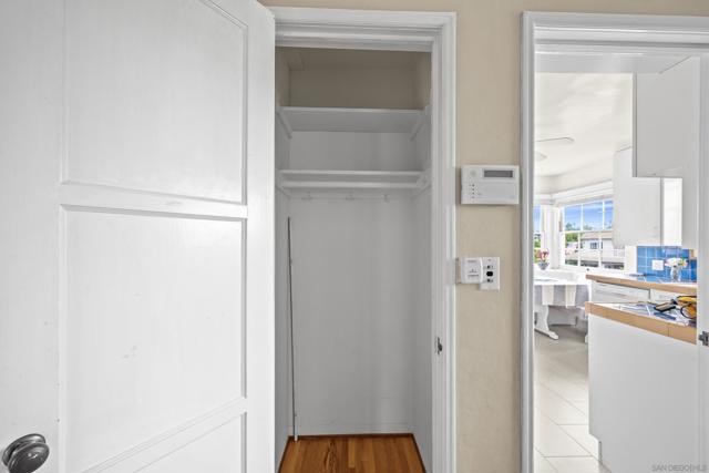 1205 Park Row, La Jolla CA: https://media.crmls.org/mediaz/7bdbe464-8b38-426e-9251-9bfa46763310.jpg