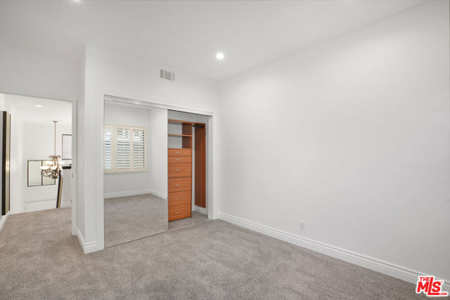 11636 Montana Avenue, Los Angeles CA: https://media.crmls.org/mediaz/7bdcbc69-f5ad-4114-bf46-df931e611095.jpg