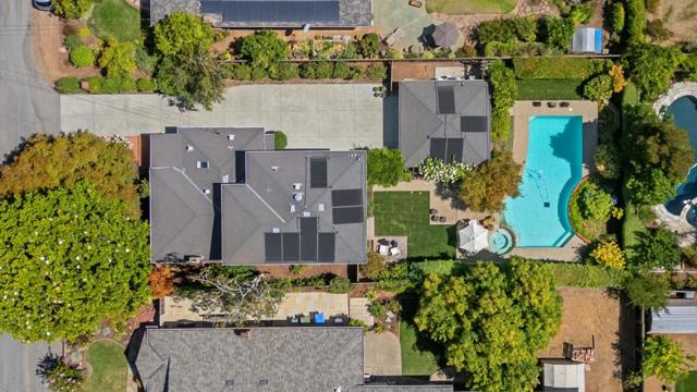 770 Mora Drive, Los Altos CA: https://media.crmls.org/mediaz/7bdce565-586e-43d4-a609-0836ae027511.jpg