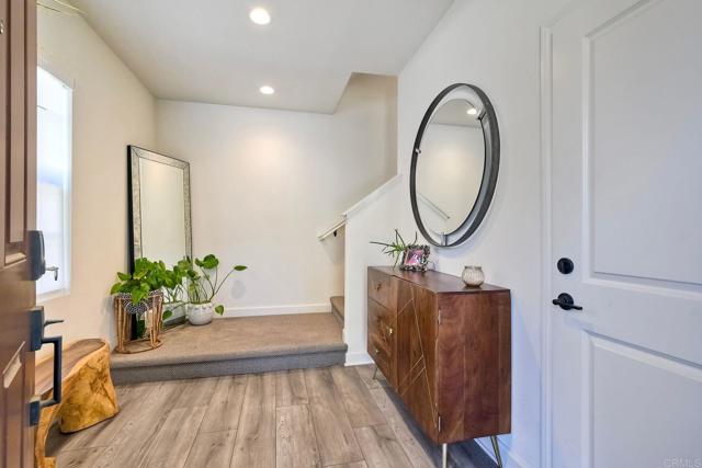 899 Slate Street, San Marcos CA: https://media.crmls.org/mediaz/7bde8197-7c65-4bbc-9d99-a3d9a20b71bb.jpg