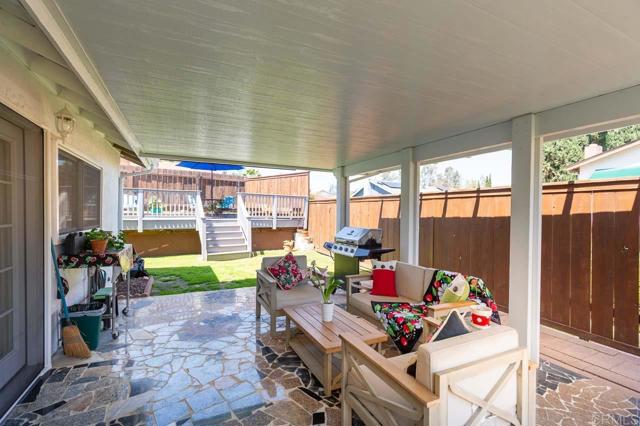 6714 Bedlow Ct, San Diego CA: https://media.crmls.org/mediaz/7bdef2c9-f2d7-4b6f-8358-0eab2587b3ea.jpg