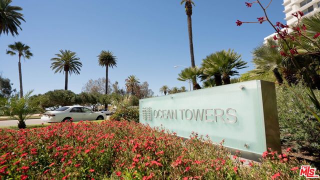 201 Ocean Avenue, Santa Monica CA: https://media.crmls.org/mediaz/7bdfb7ed-0b68-43f2-ade8-b0bd31037a63.jpg