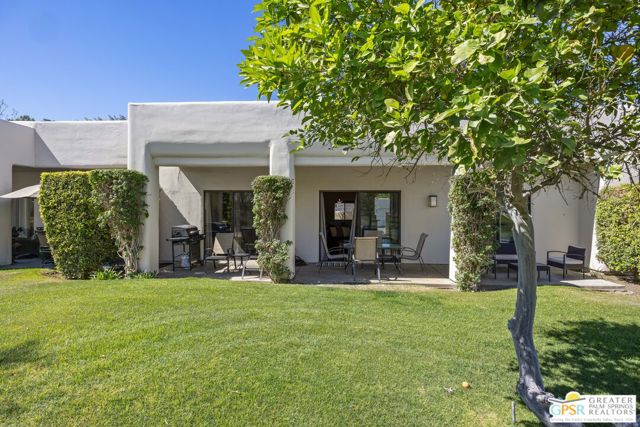 67488 Toltec Court, Cathedral City CA: https://media.crmls.org/mediaz/7bdfc402-a411-41ca-b8d8-602db28ab382.jpg