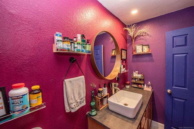 3295 Ocean View Blvd, San Diego CA: https://media.crmls.org/mediaz/7be1090a-1c1f-4e0c-8e6a-98c44f81d26e.jpg