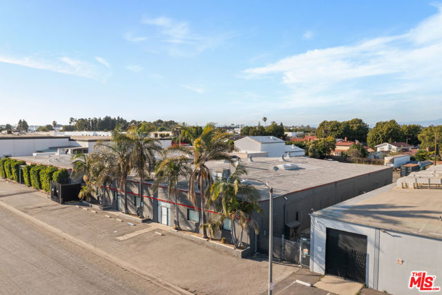 Image 2 of 37 For 3265 59th Street