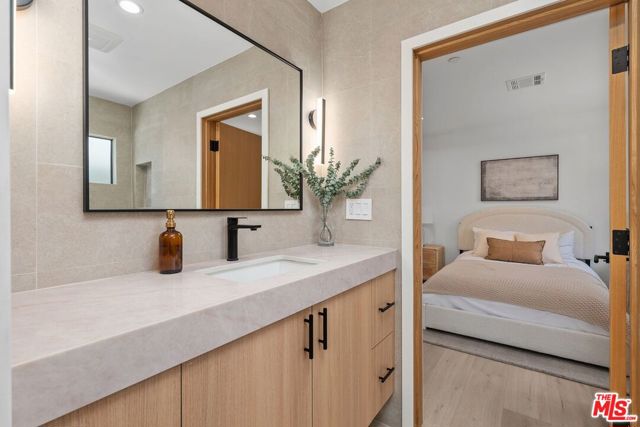 3 Bed Home for Sale in Encino, California