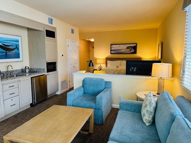 4100 Cabrillo Highway, Half Moon Bay CA: https://media.crmls.org/mediaz/7be15161-5183-4197-a627-cbcfec0f6ab4.jpg