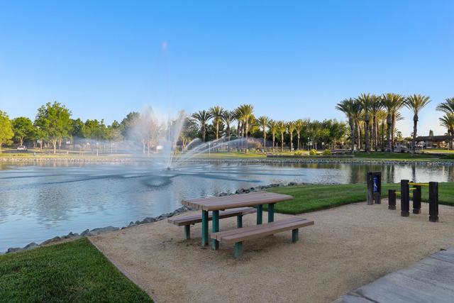 2342 Winchester Loop, Discovery Bay CA: https://media.crmls.org/mediaz/7be426d7-d1fc-45a9-b343-f5a94efeb5b4.jpg