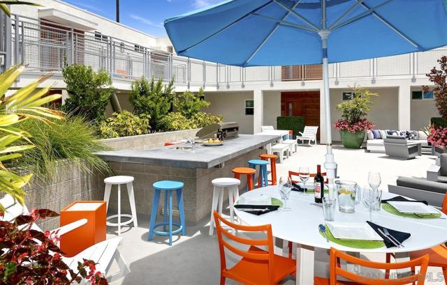 3909 Voltaire St, San Diego CA: https://media.crmls.org/mediaz/7be52b91-4d23-410e-9c09-601df7e30dd3.jpg