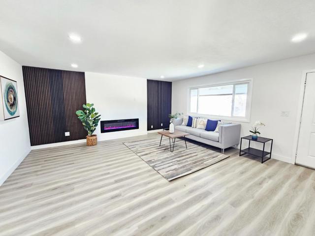 504 Beth Drive, San Jose CA: https://media.crmls.org/mediaz/7be55ccc-b027-489d-81d0-77f7e45d22db.jpg