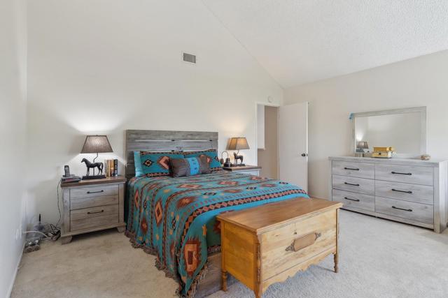 946 Carriage Drive, San Marcos CA: https://media.crmls.org/mediaz/7be63704-8982-4304-8c29-aa50c6acab64.jpg
