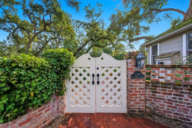120 Oak Meadow Drive, Los Gatos CA: https://media.crmls.org/mediaz/7be65aa7-f259-4531-9649-ebbbf2c4ae68.jpg
