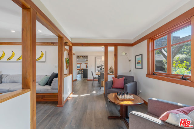 Image 11 of 50 For 706 Navy Street