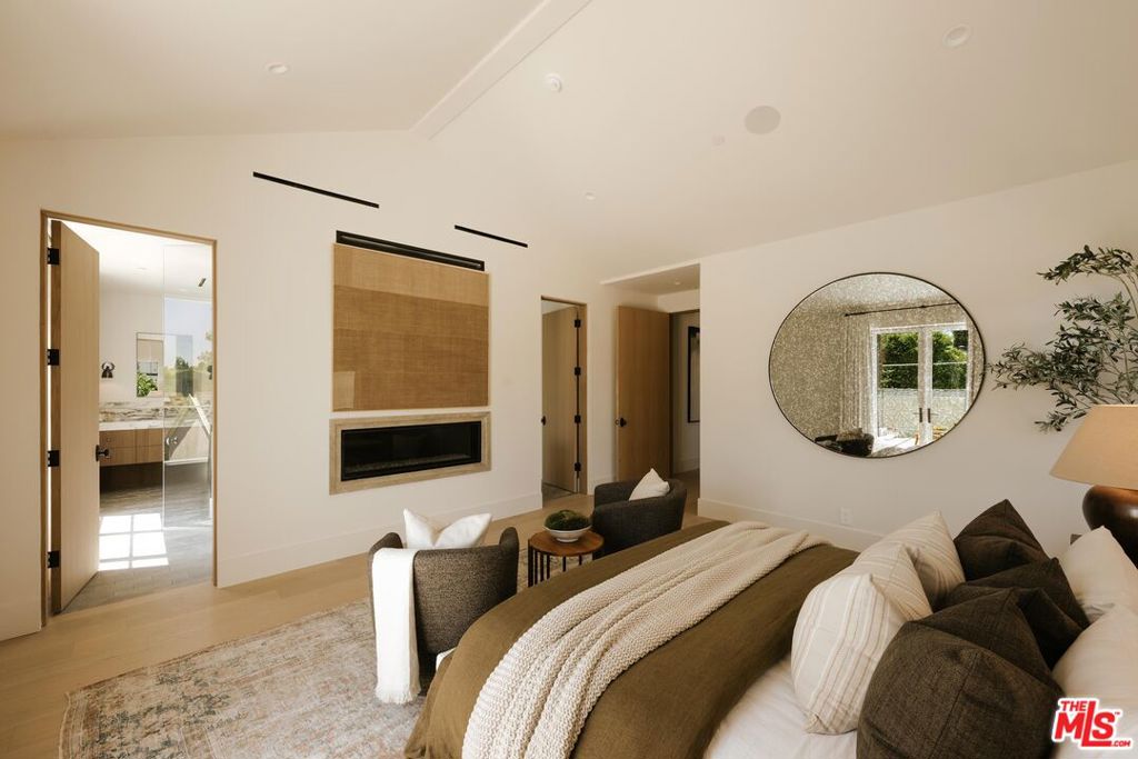 MLS #26863467 image #24